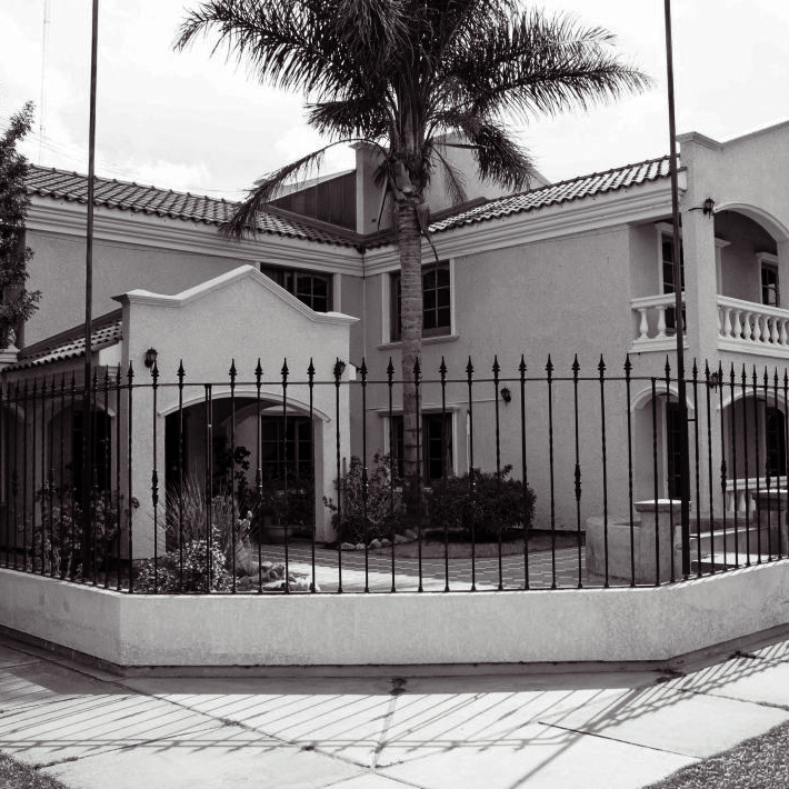 EDIFICIO INSTITUCIONAL